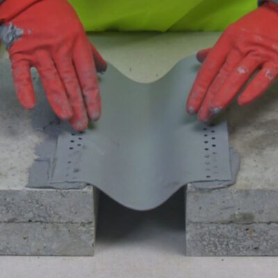 TPE ჭრილების საიზოლაციო ლენტი თერმოპლასტიკური 2 დილატაციის სადილატაციო