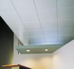 ამსტრონგის შეკიდული ჭერი ფოლგირებული 595*595*8მმ